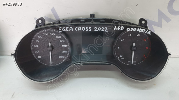 fiat egea cross 2022 1.6 otomatik gösterge/km saati (son fiyat)