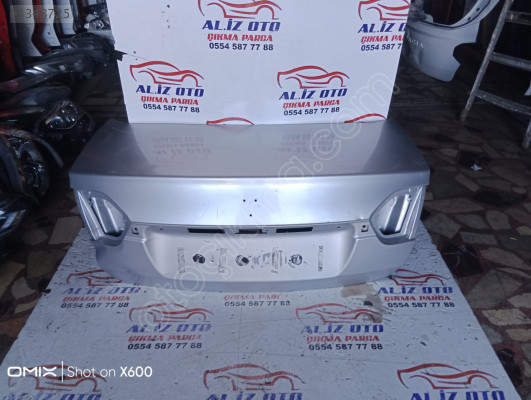 Renault Fluence bagaj kapağı