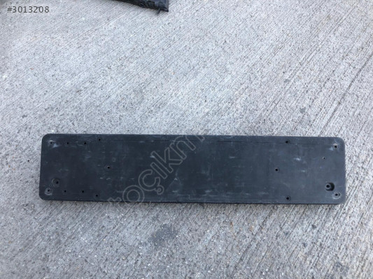 MERCEDES C SERİ W205 AMG ÖN TAMPON PLAKALIK 2058851004