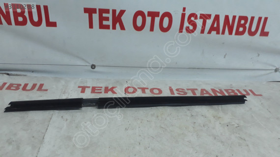 Mercedes C 205 KAPI ÇITASI SOL ARKA İÇ SIYIRICI