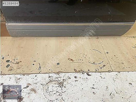 MERCEDES W126 1.SERİ-2.SERİ KAPI PAKOSU BULUNUR ÖN-ARKA--SAĞ-SOL