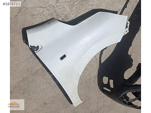 Renault Express Sağ Ön Çamurluk - Ünallar Oto Çıkma Yedek Parça