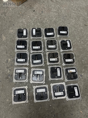 RENAULT MEGANE 4 CLIO 4 TALISMAN FAR BEYNİ ORJİNAL CIKMA