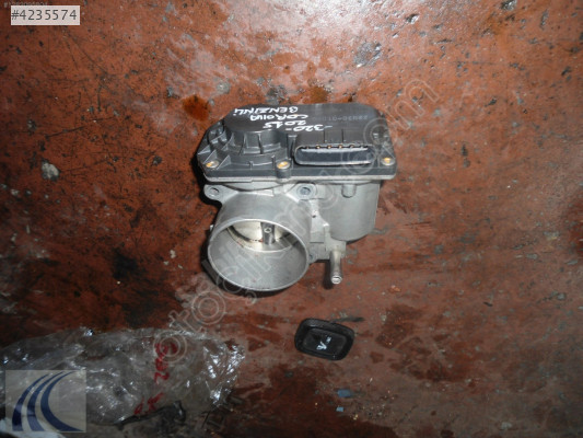 TOYOTA COROLLA 2014 ÇIKMA BOĞAZ KELEBEĞİ