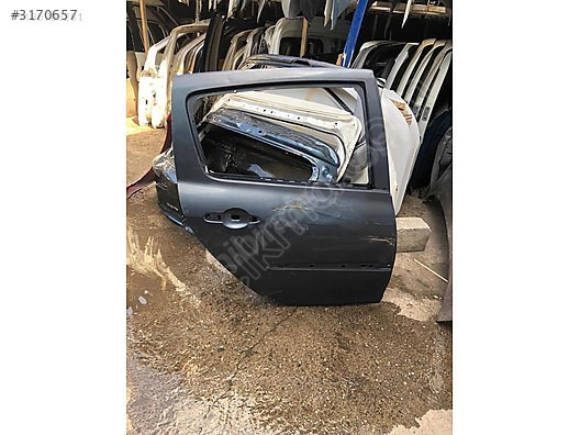2008 clio 3 sağ arka kapı