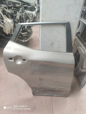 QASHQAI J11 NISSAN SAĞ ARKA KAPI - MİL OTO ÇIKMA PARÇALAR