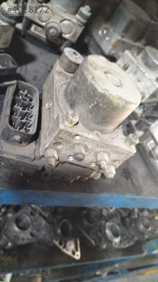 Toyota Yaris ABS Beyni 89541-52031 44510-52190