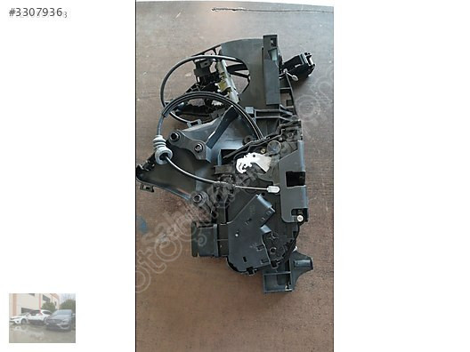 VOLVO S40 SAĞ ÖN KAPI KİLİDİ ÜNALLAR OTO YEDEK PARÇADA