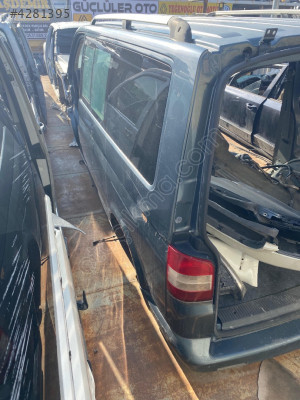 VOLKSWAGEN TRANSPORTER T5 2.5 SOL DUVAR