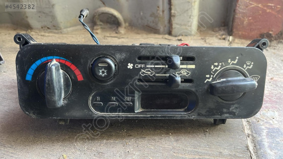 MITSUBİSHİ L200 KLİMA PANELI ÇEVİK OTO ÇIKMA