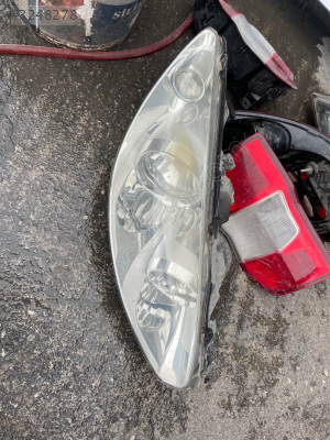 Peugeot 308 sağ ön far lambası