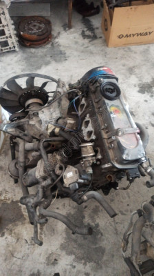 AUDİ A4 1.6 ADP-AHL ÇIKMA MOTOR