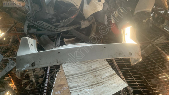 Porsche cayenne arka tampon çıkma