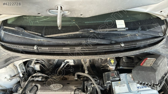 2019 Kia RİO 1.4 ÖN CAM IZGARASI