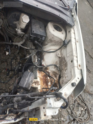 2003 KİA CARENS SOL ŞASE PODYA