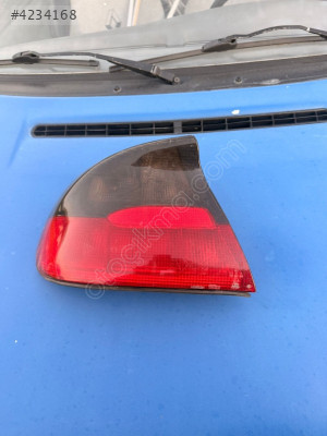 Opel Tigra sol arka stop