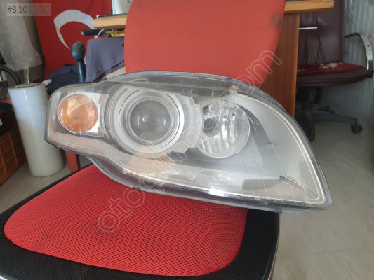 AUDİ A4  BİZENON SAĞ ÖN FAR 8E0941030 AS