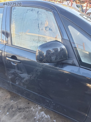 suzuki sx4 2009 çıkma orjinal sağ ön kapı (son fiyat)