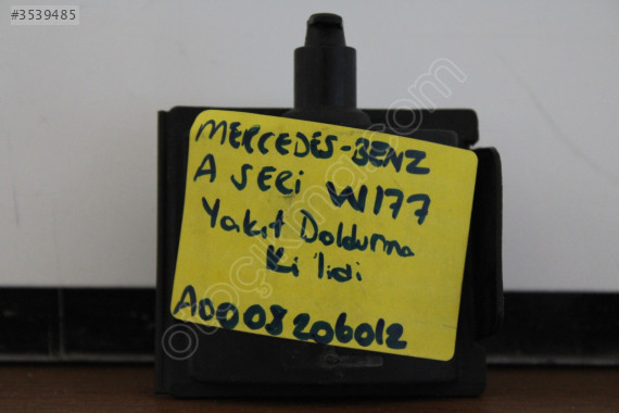 MERCEDES A SERİ W177 YAKIT DOLDURMA KİLİDİ A0008206012