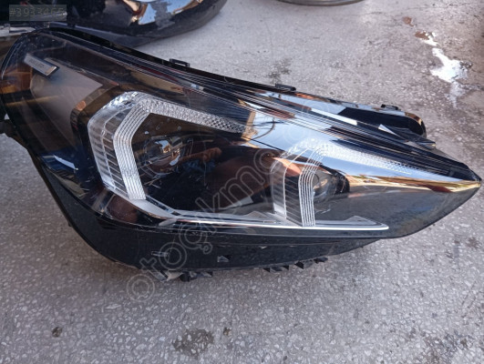 BMW ix1 sağ far