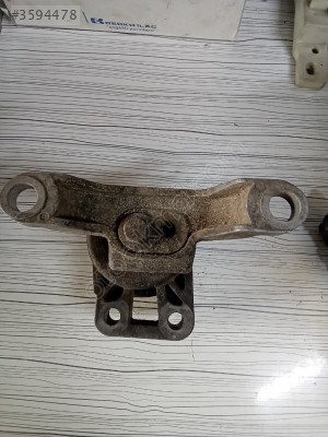 FORD Mondeo Motor Takozu