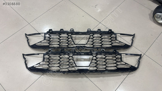 Bmw 3 seri g20 LCİ M ÖN TAMPON ORTA IZGARA 51118085447