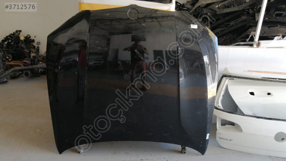 BMW G20 MOTOR KAPUTU