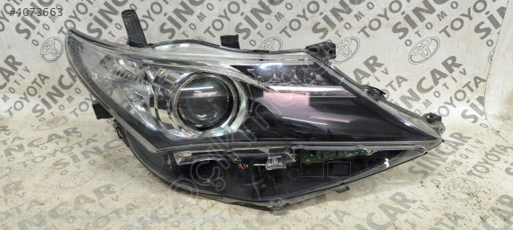 TOYOTA AURİS 2013 2016 SAĞ ÖN FAR ÇIKMA ORJİNAL