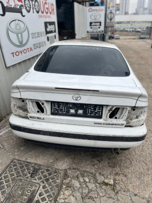 1997 MODEL TOYOTA CARİNA 2.0MOTOR OTOMATİK BOŞ BAGAJ KAPAĞI