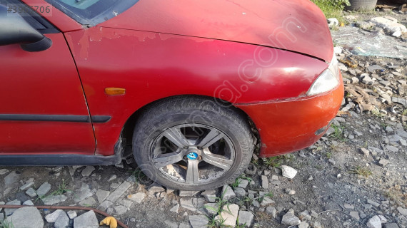 Mitsubishi karizma sag on camurluk 99 model yedek parça
