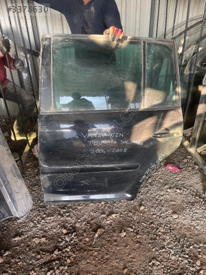 VW TOURAN SOL ARKA KAPI SİYAH HATASIZ 2004 2008