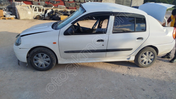 Clio 1998-2008 arası sol arka çamurluk