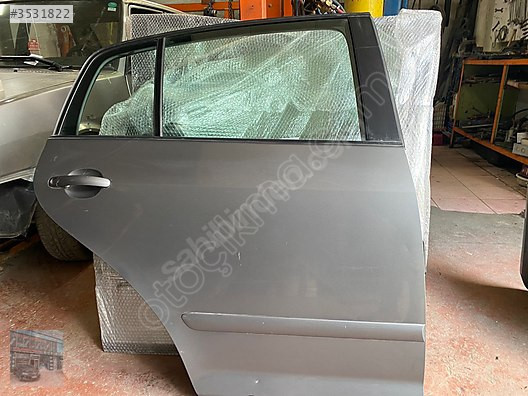 GOLF PLUS ARKA SAĞ KAPI