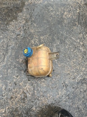 FİAT DOBLO 2 YEDEK SU DEPOSU