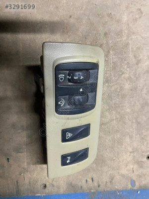 Renault Megane 3 Far Ayar Düğmesi