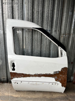 FİAT DOBLO 3 4 SAĞ ÖN KAPI ORJİNAL ÇIKMA