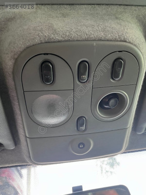 RENAULT SCENİC 1 TAVAN LAMBASI