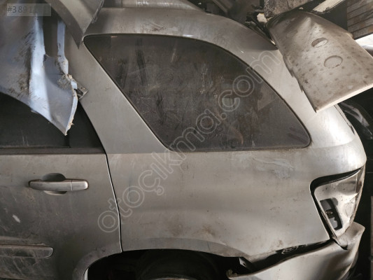 CHEVROLET EQUİNOX KELEBEK CAMI