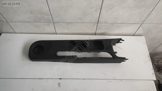 2013 RENAULT CLİO 4 ORTA KONSOL