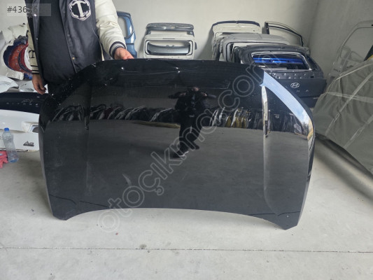 AUDİ Q4 E-TRON SİYAH MOTOR KAPUTU ORJINAL