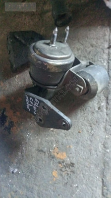 Ford escort cfi motor takozu  yedek parça