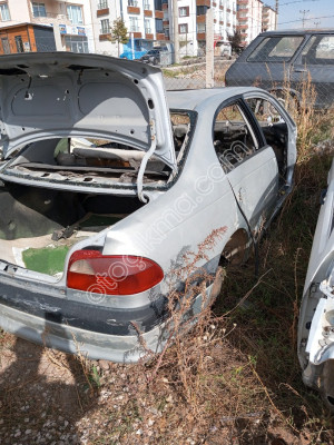 Toyota Avensis çıkma orjinal yedek parçaları