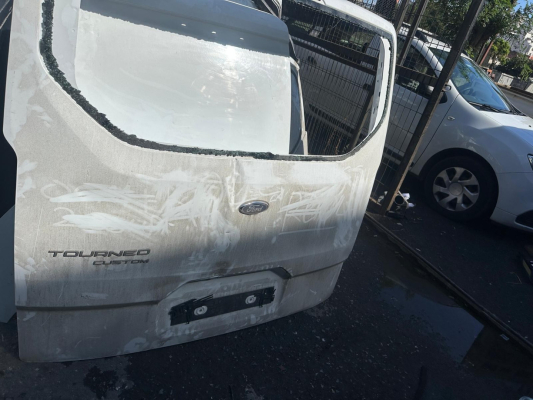MİRİM OTODAN FORD CUSTOM BAGAJ KAPAĞI