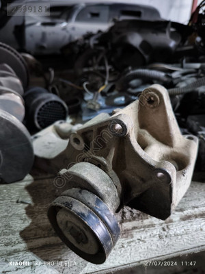 vw polo şarj ve klima bağlantı braketi kulağı 032145169