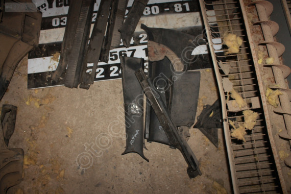 NİSSAN ALTİMA 1991 İÇ BAKALİTLER