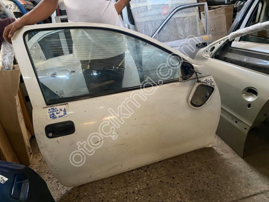 OPEL CORSA B SAĞ ÖN KAPI KİLİDİ 1997-2001 TEK KAPI ARAÇ