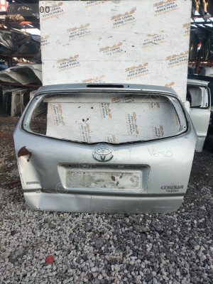 Corolla Verso çıkma bagaj kapağı 2003-2007