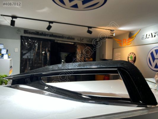 3G0853666K VW PASSAT B9 2019-2021 SAĞ SİS KAPAĞI PARLAK SİYAH