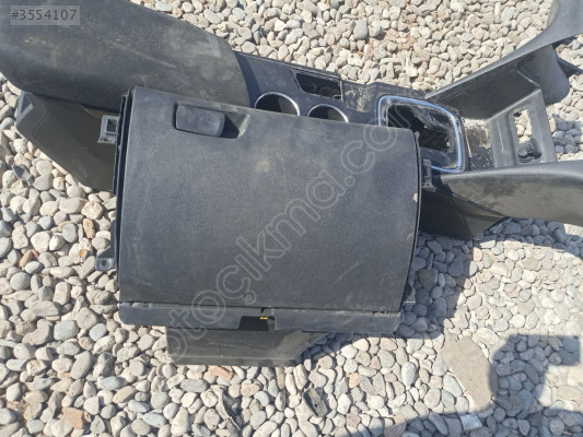 Renault Megane 4 torpido kapağı