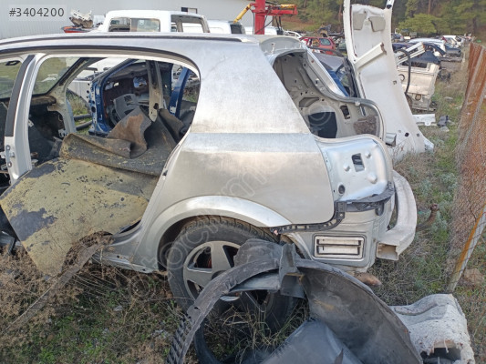 OPEL SİGNUM SOL ARKA ÇAMURLUK